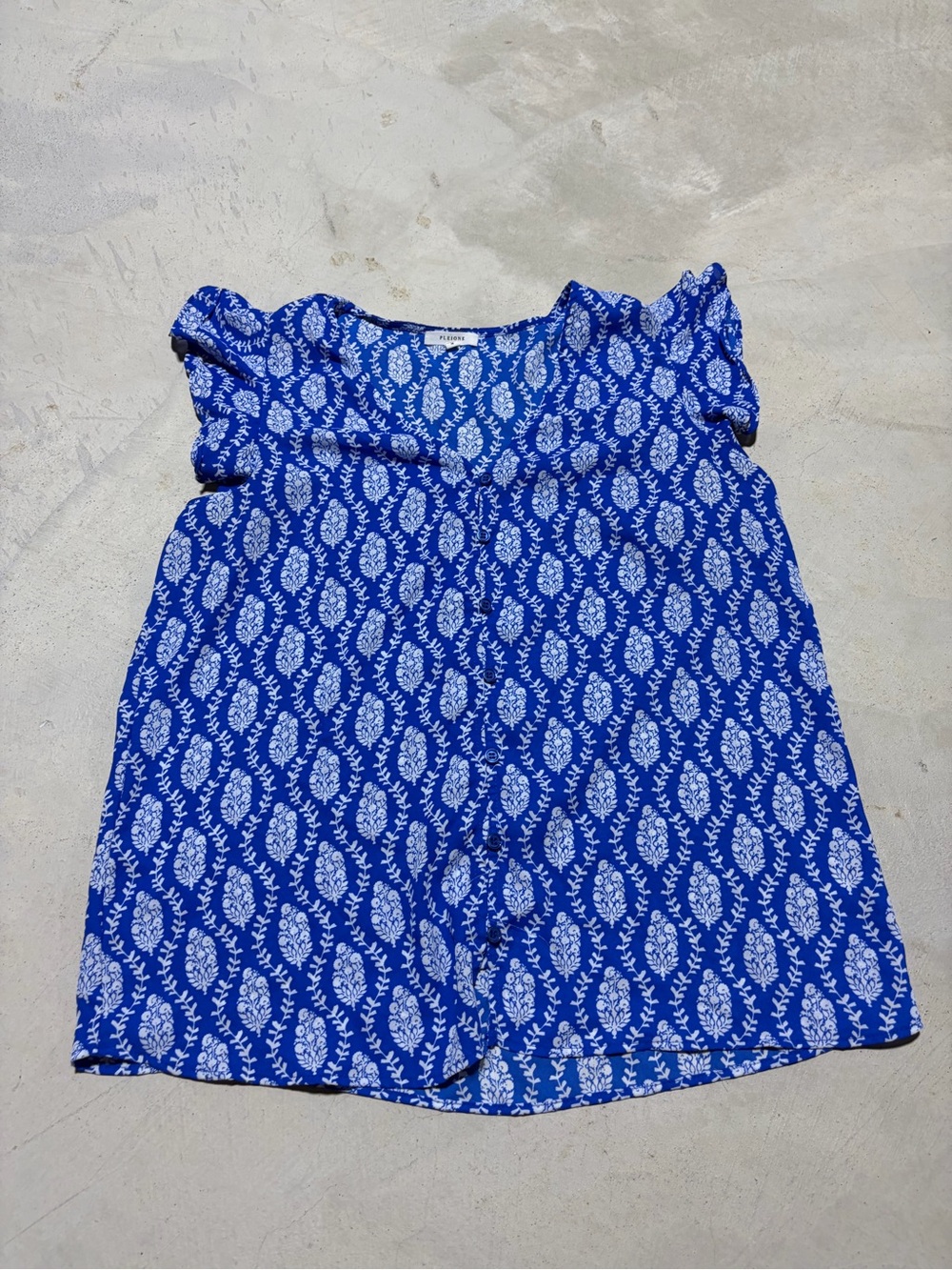 Pleione Blue Printed Flutter Sleeve Women’s Top medium